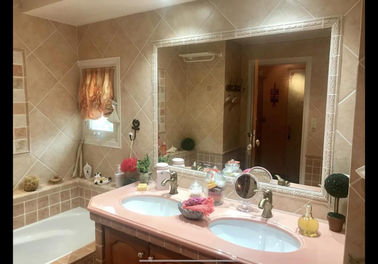 Suite Romantique Et Chambre Baroque A St Paul De Vence Exterior photo