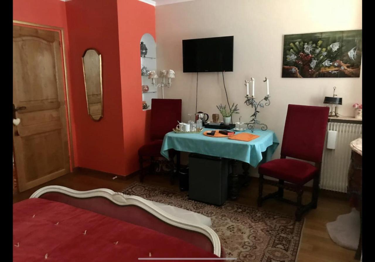 Suite Romantique Et Chambre Baroque A St Paul De Vence Exterior photo